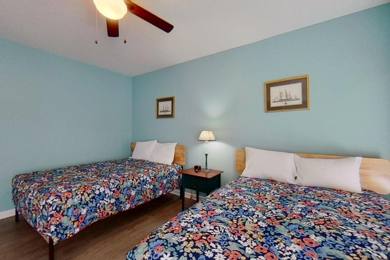 Homey Beach Hideaway Миртъл Бийч Екстериор снимка